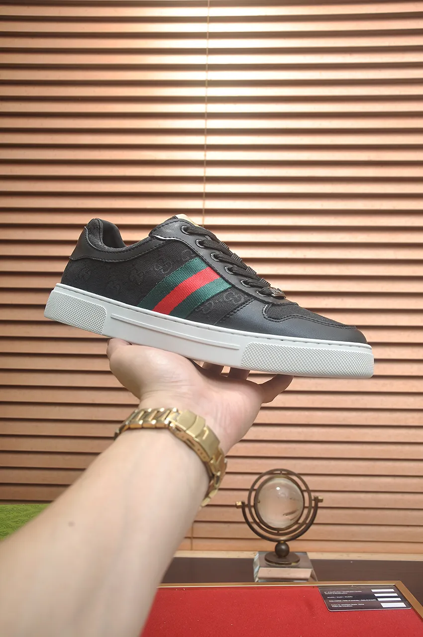 Men's men's shoes💰440💶[GUCCI] official website 1:1 men's sports shoes are now on the market. They are made of original fabric + water-dyed sheepskin lining, plus the official website original 1:1 comfortable outsole. Fashionable and versatile, super comfortable and breathable. Standard shoe size 38/45 (custom-made size 45 is non-refundable)